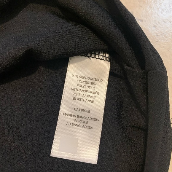 Cleo Black Sleeveless V-Neck Tank Top - Size Small Petite (S/P) - Picture 3 of 6